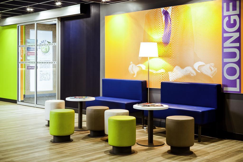 Ibis Budget Grigny Centre Eksteriør bilde