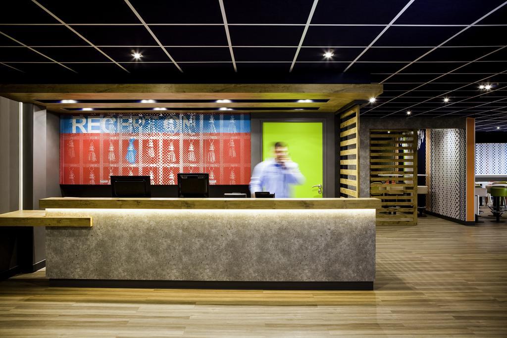 Ibis Budget Grigny Centre Eksteriør bilde