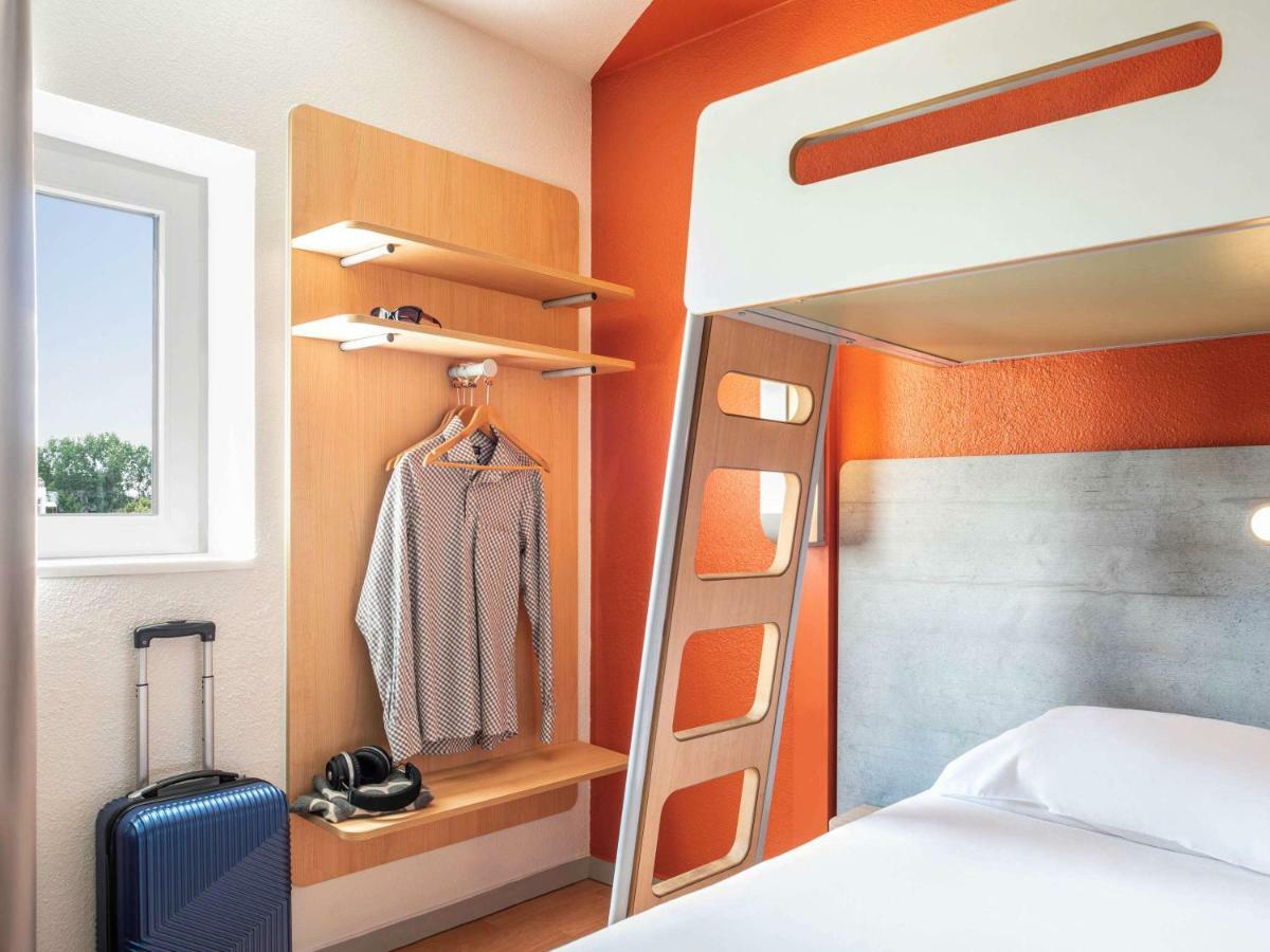 Ibis Budget Grigny Centre Eksteriør bilde