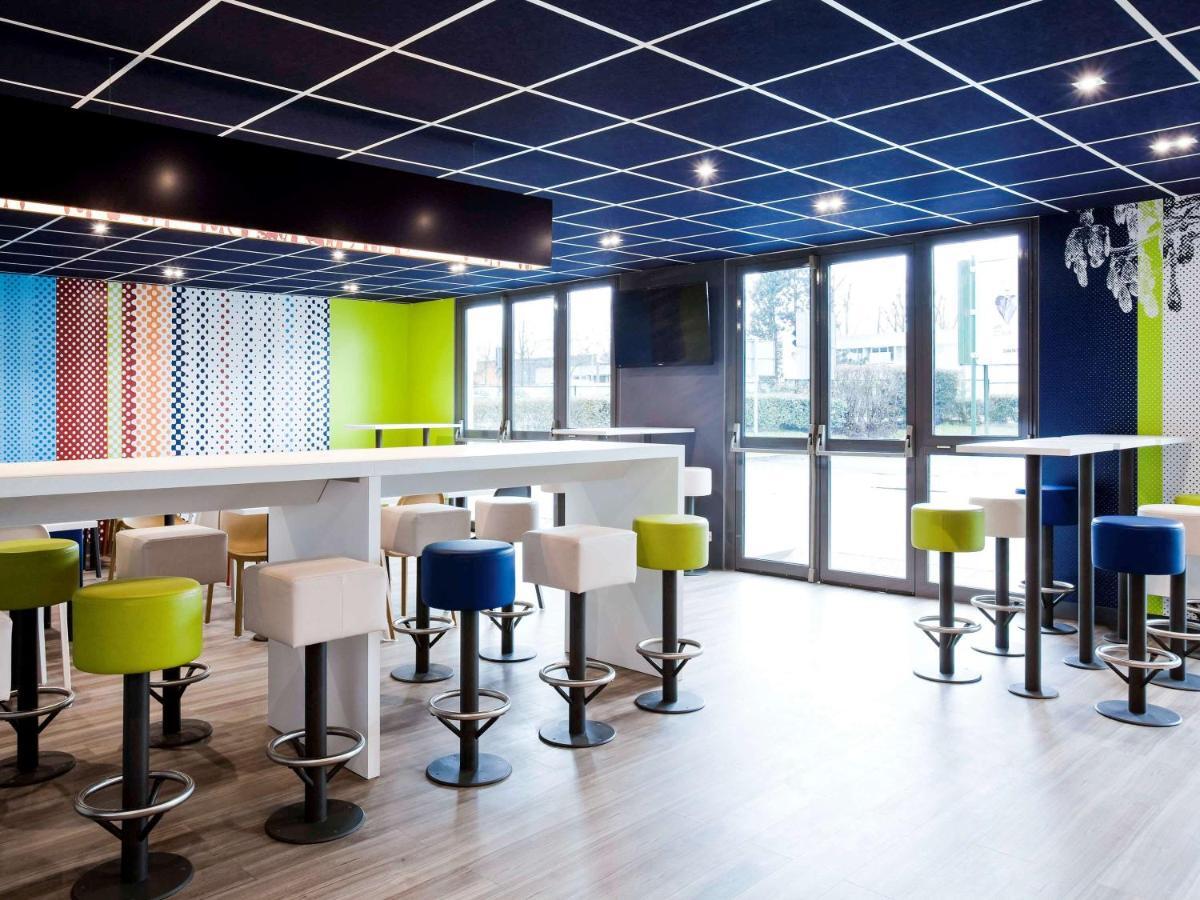 Ibis Budget Grigny Centre Eksteriør bilde