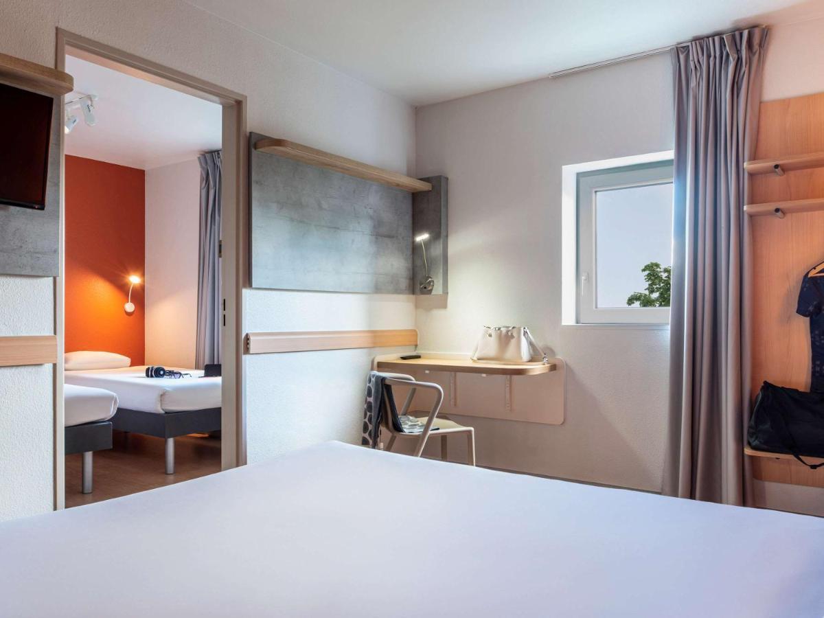 Ibis Budget Grigny Centre Eksteriør bilde