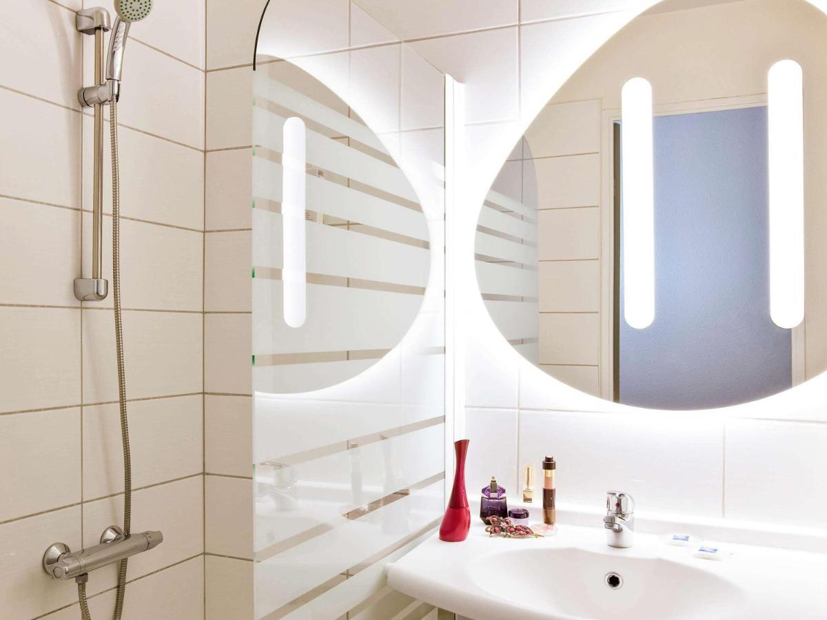 Ibis Budget Grigny Centre Eksteriør bilde